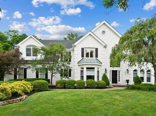 9869 Mistymorn Ln, Cincinnati, OH 45242