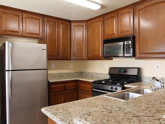 4th image of 40780 Breezy Pass Rd Unit B