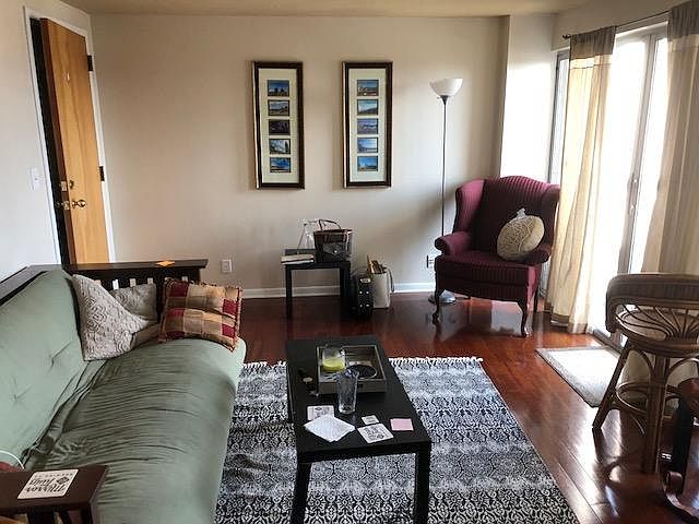 1st image of 900 19th Ave S APT 1103