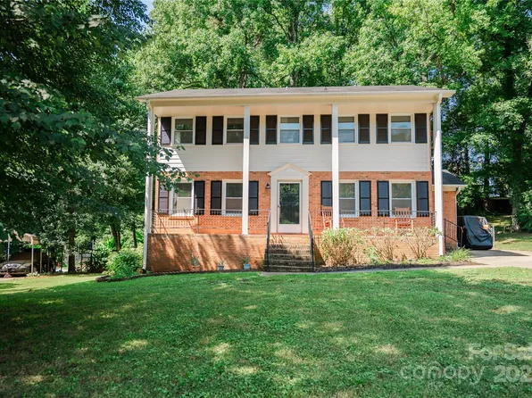 427 Willow Rd, Salisbury, NC 28147