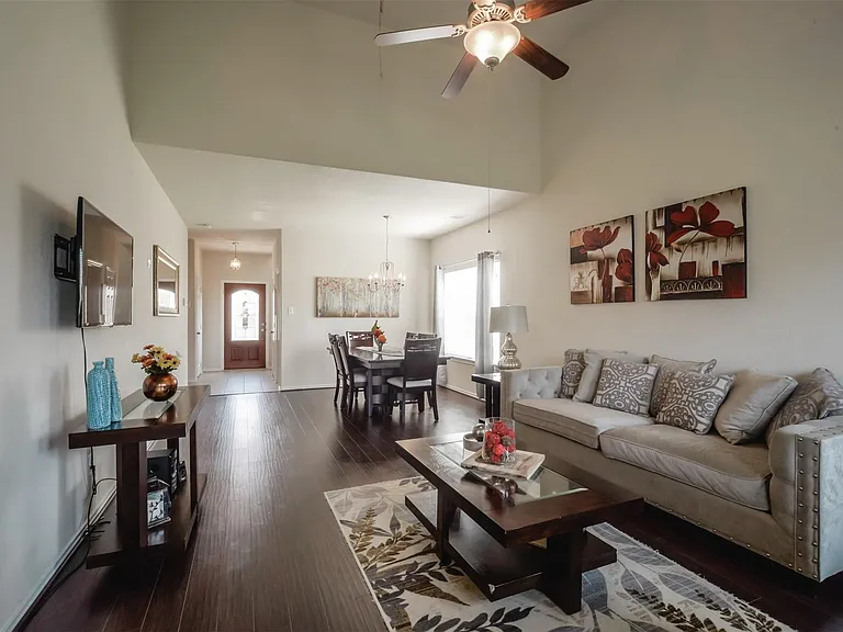 8730 Sunny Gallop Dr — Photo 10
