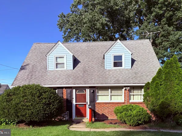 824 Quince Ln, Secane, PA 19018