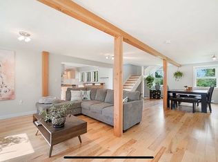 77 Hilltop Dr, Cambridge, VT 05444