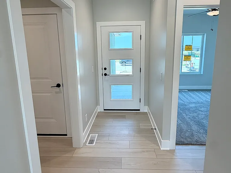 10527 Wayborough Ln — Photo 9