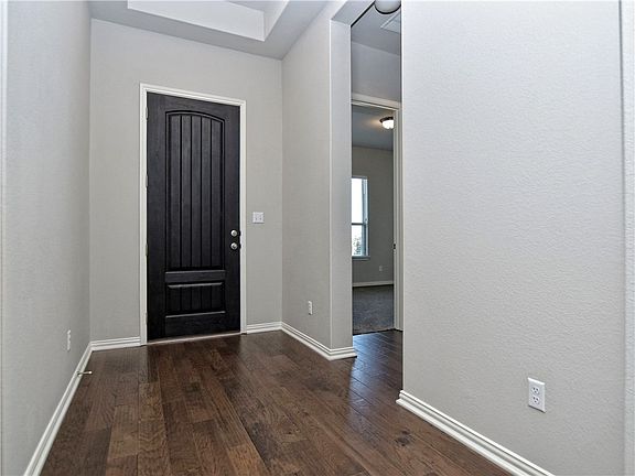 5th image of 1028 Isaias Dr