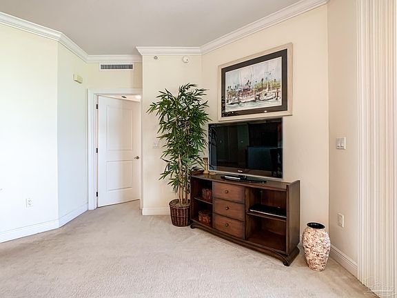4th image of 645 Lost Key Dr Unit 302D