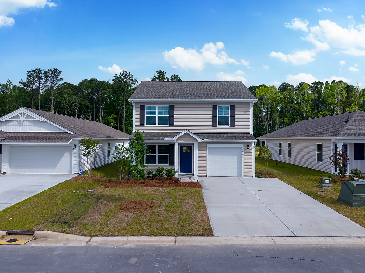 Building Photo - 1241 Skystone Loop NE