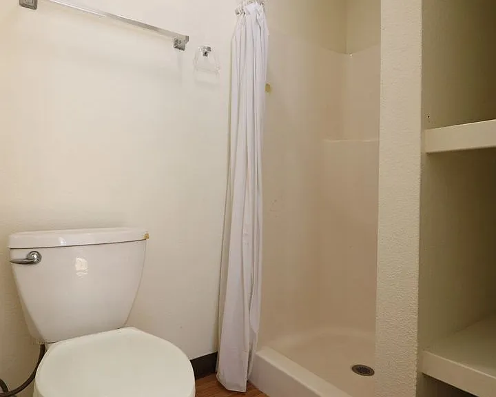 1631 Nuuanu Ave — Photo 4