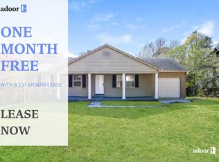 3291 Creekwood Dr, Rex, GA 30273