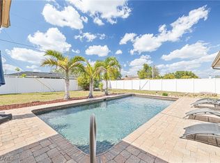 1628 Country Club Blvd SE, Cape Coral, FL 33990