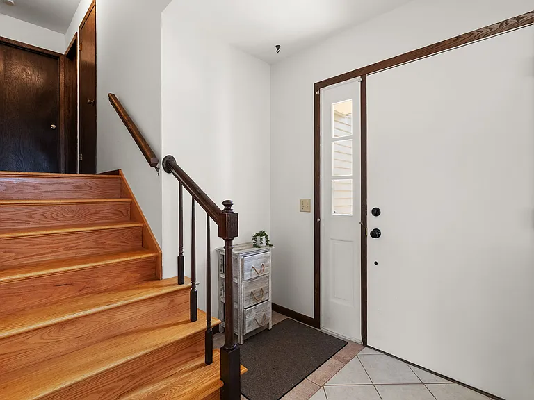3622 Rolling Hill Dr — Photo 12