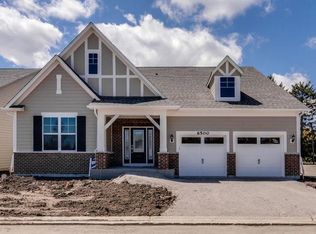 41 Somerset Cir, Wheaton, IL 60189