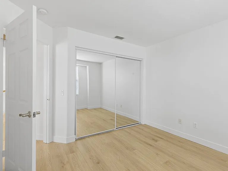 11349 Ferrara Ln — Photo 39
