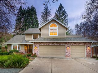 5 Huntington Ct, Napa, CA 94558