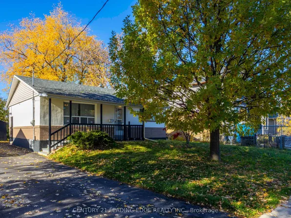 2728 Kennedy Rd, Toronto, ON M1T 3H9