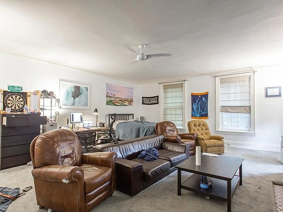 4th image of 4008 Pine St #1