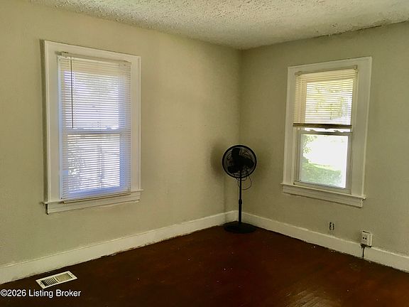 4th image of 5111 Terry Rd