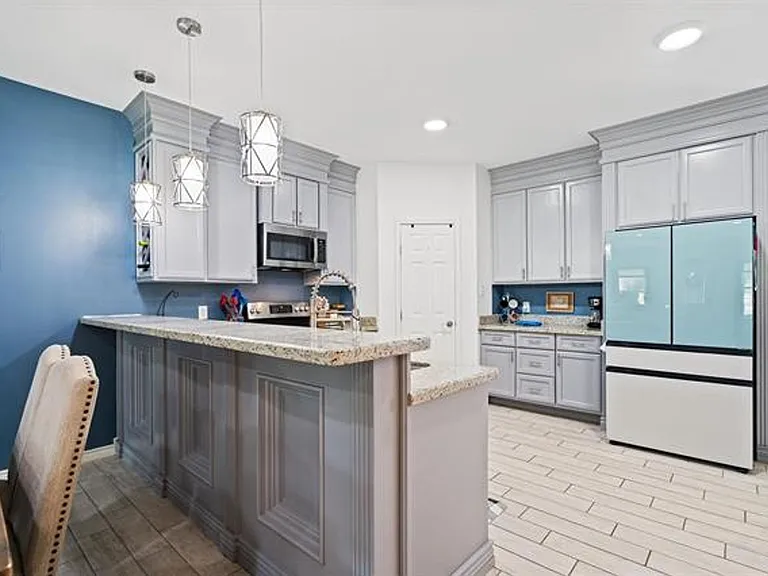 204 Shadow Mountain Dr — Photo 4