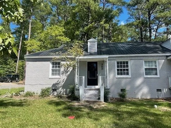 702 N Horner Blvd, Sanford, NC 27330