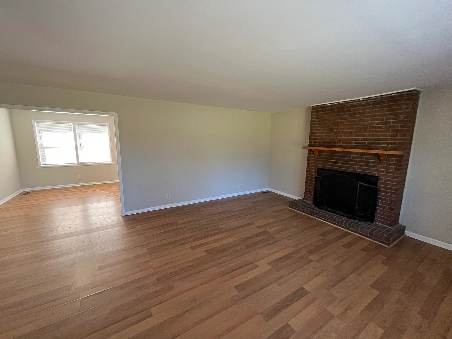 2 bed, 1344 sqft, $900 — Photo 2