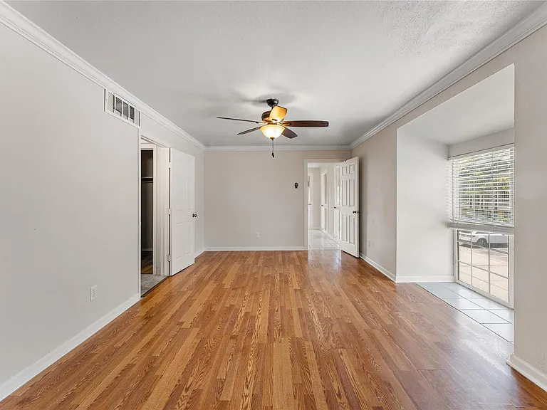 12633 Memorial Dr #50 — Photo 9
