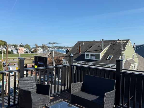 210 Derby St #1