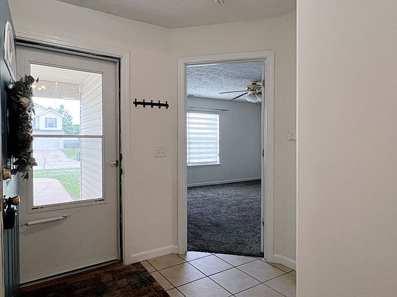 3rd image of 3878 Chenango Pl