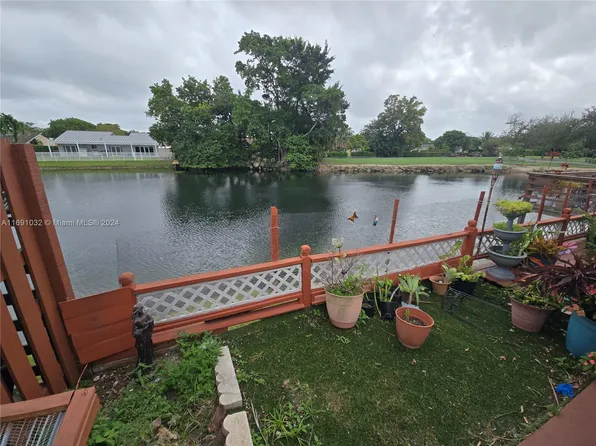 14756 SW 74th Ln #14756, Miami, FL 33193