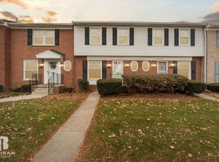 2412 W Thirteen Mile Rd, Royal Oak, MI 48073