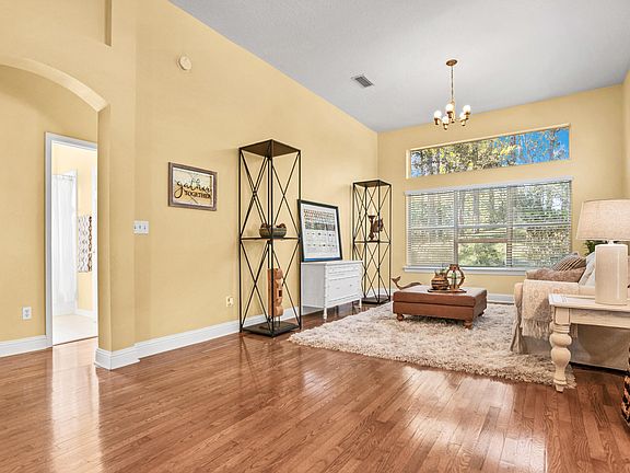 3rd image of 10088 Heather Lake Ct W