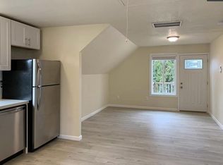 1023 N Jarrett St #U, Portland, OR