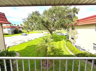 9 Vista Palm Ln APT 202, Vero Beach, FL 32962