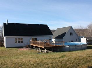 66 Beechwood Rd, Hoosick Falls, NY 12090
