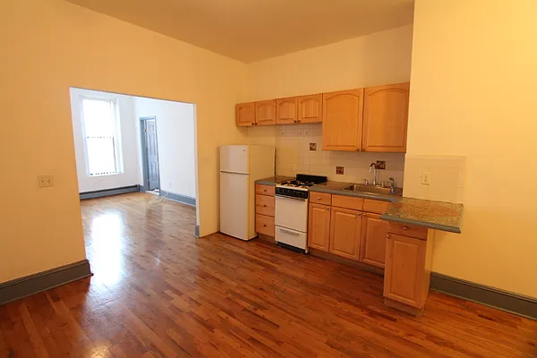 Rented by E and G Realty Group | media 40