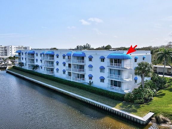 2nd image of 6134 River Run Dr #301B
