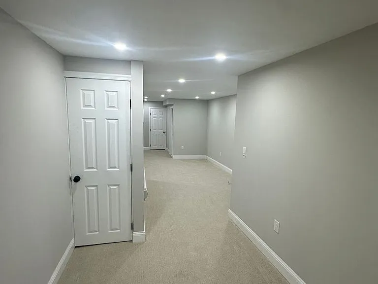 4038 Cambridge St — Photo 20