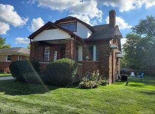 15115 Dasher Ave, Allen Park, MI 48101
