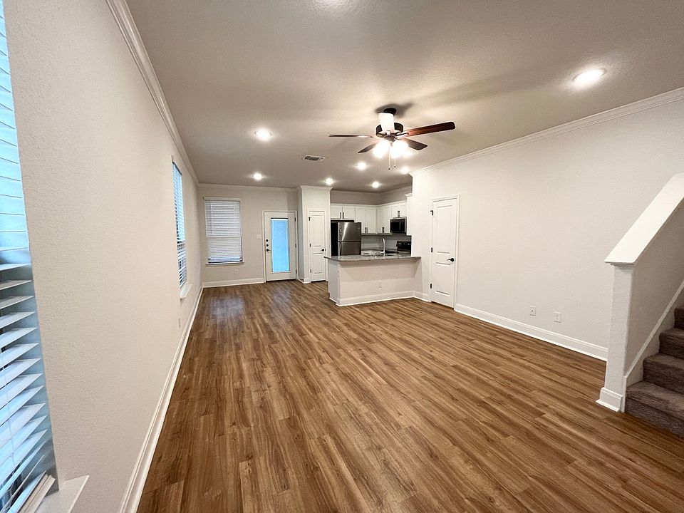 10319 Lynwood Br 102, San Antonio, TX 78245 Zillow