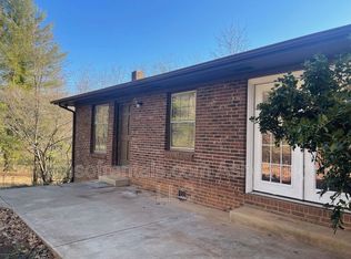 50 Ledbetter Rd #A, Arden, NC 28704