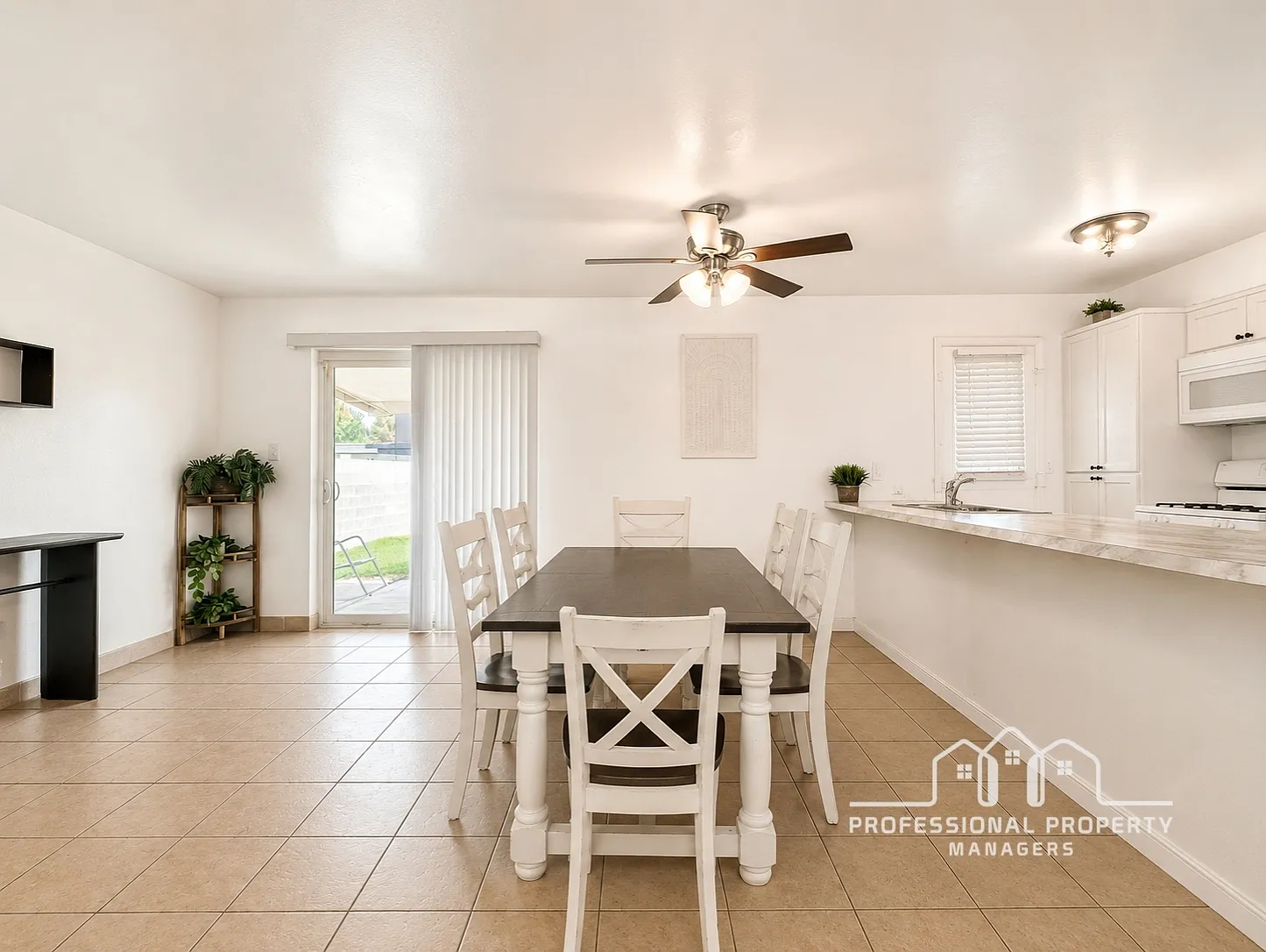 3 bed, 1328 sqft, $1,700 — Photo 4