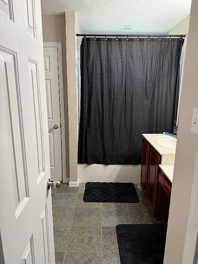 6110 Griffith Loop — Photo 22
