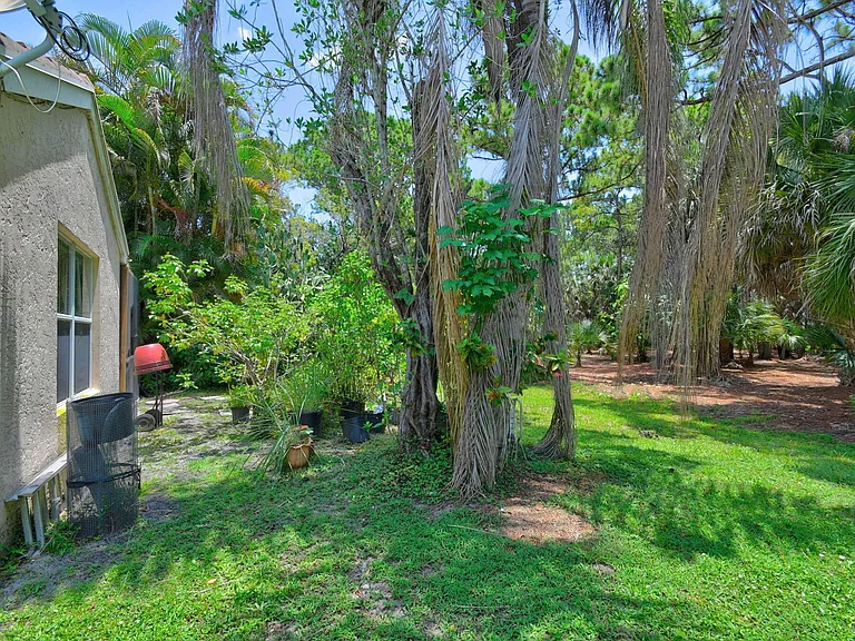 8332 Bermuda Sound Way — Photo 40