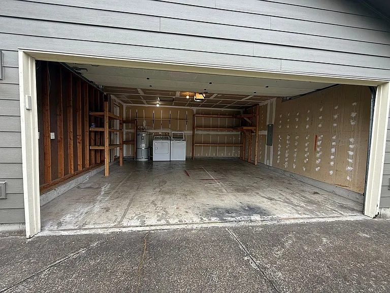 2179 Dahlia St — Photo 17