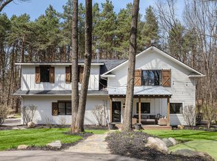 1570 Cramton Ave NE, Ada, MI 49301