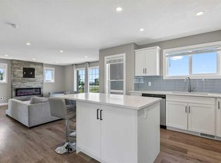 354096 W 48th St E, Okotoks, AB T1S 0P9