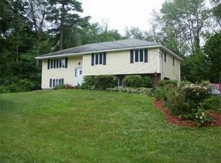 72 Wild Rose Dr, Andover, MA 01810