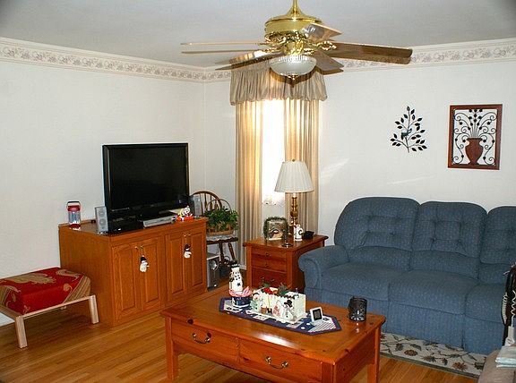 4th image of 4044 W Arnold Pl