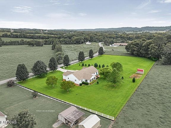 4th image of 165 County Road 326