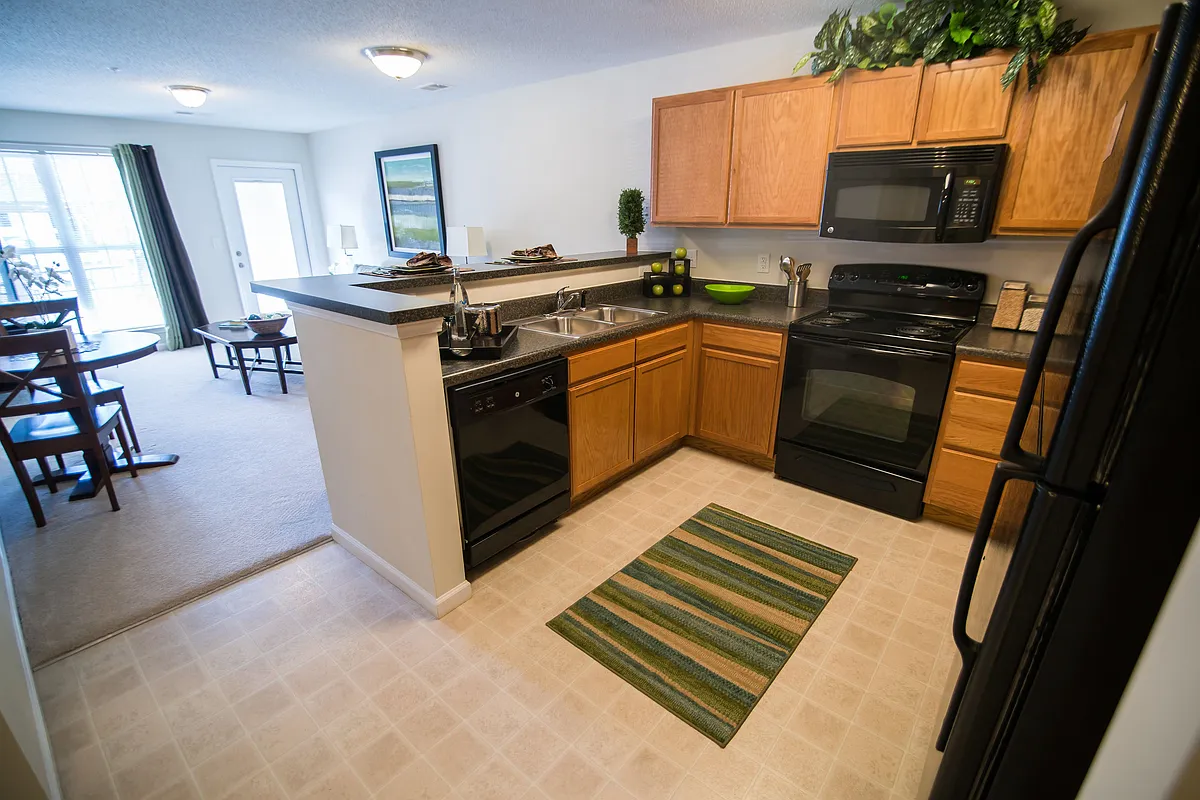 Building Photo - Legacy at Twin Oaks