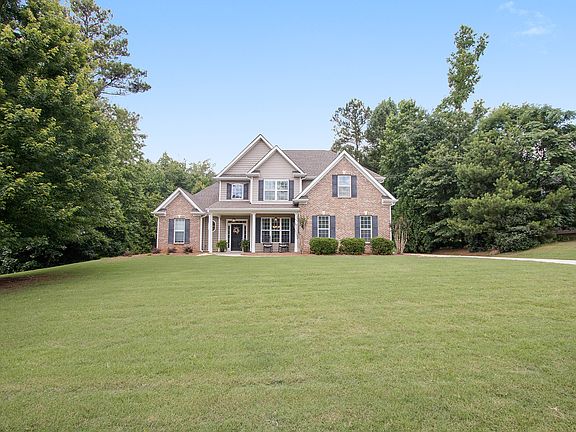 2nd image of 50 Silverbell Ln